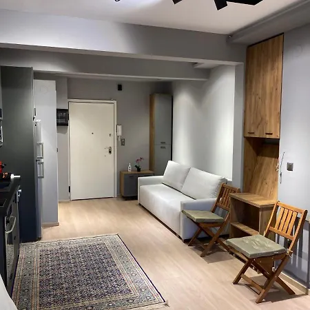 Luxury At Aristotelous Square